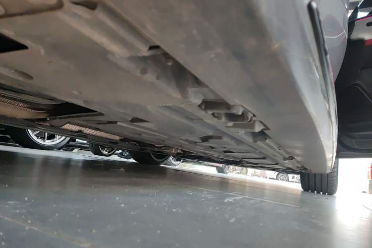 Used Mercedes-Benz CLA AMG 2023 AMG CLA 35 4MATIC Right Side Sill