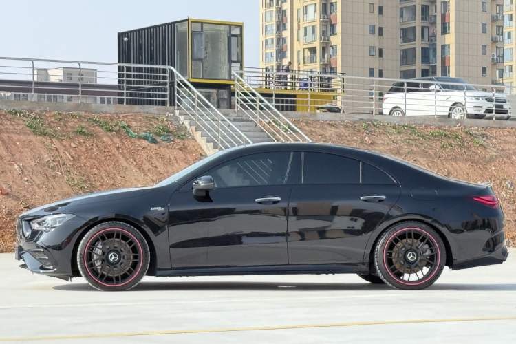Used Mercedes-Benz CLA AMG 2024 Facelifted AMG CLA 35 4MATIC Exterior 3