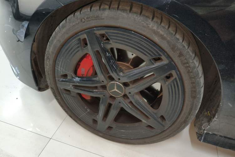Used Mercedes-Benz CLA AMG 2024 AMG CLA 35 4MATIC Left Front Wheel Hub