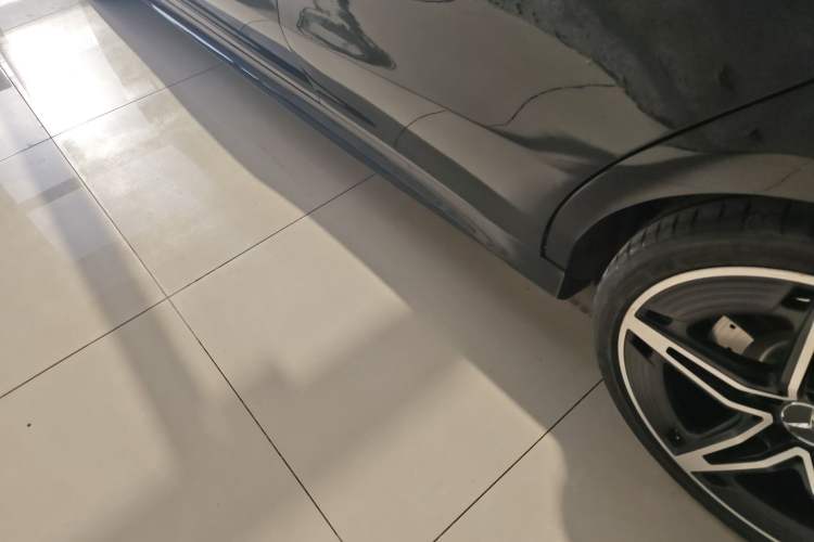 Used Mercedes-Benz CLA AMG 2024 Facelifted AMG CLA 35 4MATIC Left Side Sill