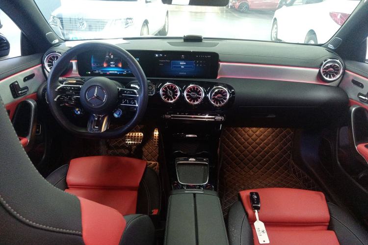 Used Mercedes-Benz CLA AMG 2024 AMG CLA 35 4MATIC Interior 2