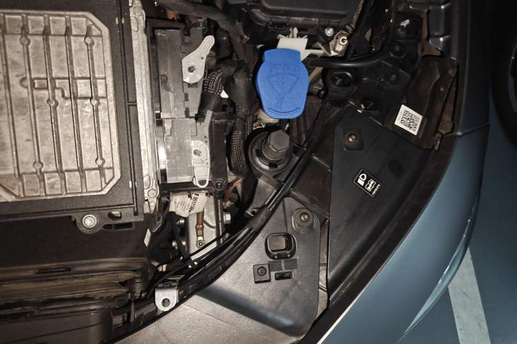 Used Mercedes-Benz CLA AMG 2024 AMG CLA 35 4MATIC Engine Bay Left