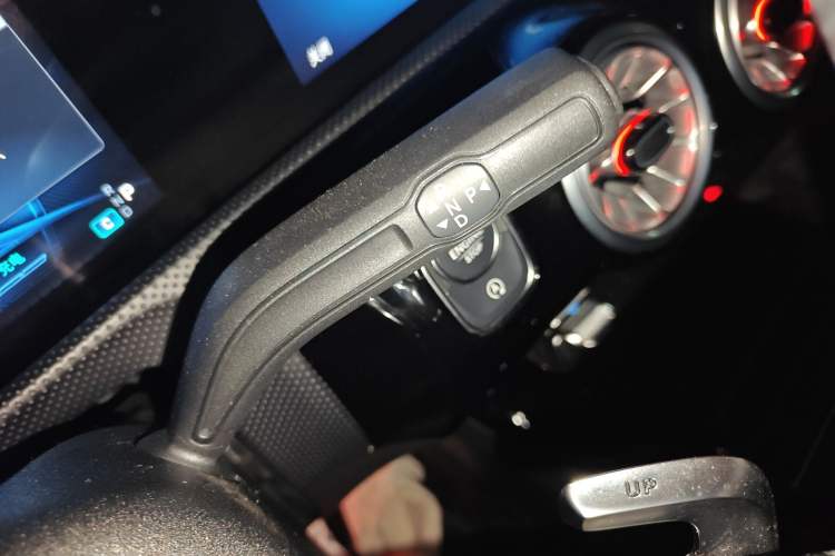 Used Mercedes-Benz CLA AMG 2024 AMG CLA 35 4MATIC Gear Lever