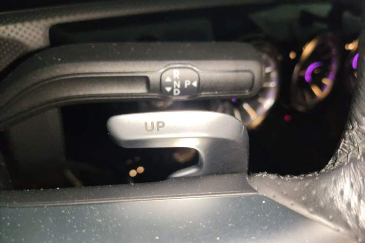 Used Mercedes-Benz CLA AMG 2024 AMG CLA 35 4MATIC Gear Lever