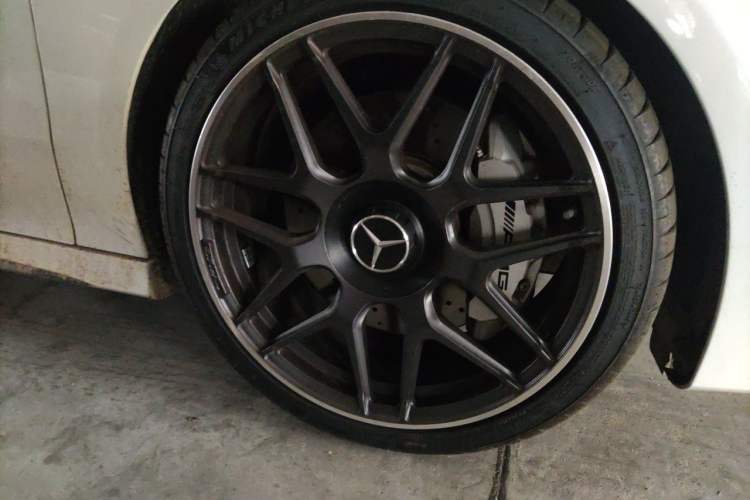 Used Mercedes-Benz CLA AMG 2024 AMG CLA 35 4MATIC Right Front Wheel Hub