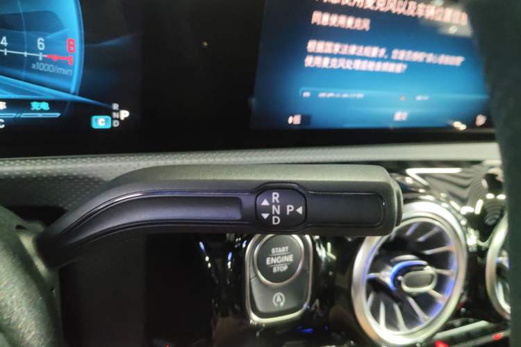 Used Mercedes-Benz CLA AMG 2025 AMG CLA 35 4MATIC Gear Lever