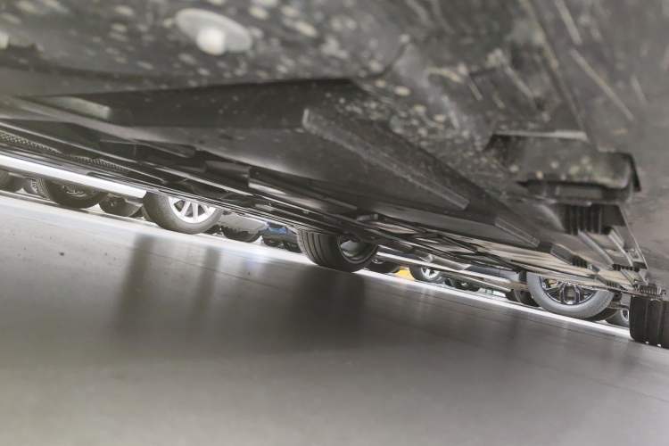 Used Mercedes-Benz CLA AMG 2025 AMG CLA 35 4MATIC Left Side Sill