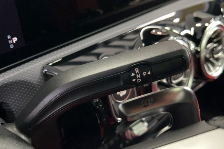 Used Mercedes-Benz CLA AMG 2025 AMG CLA 35 4MATIC Gear Lever