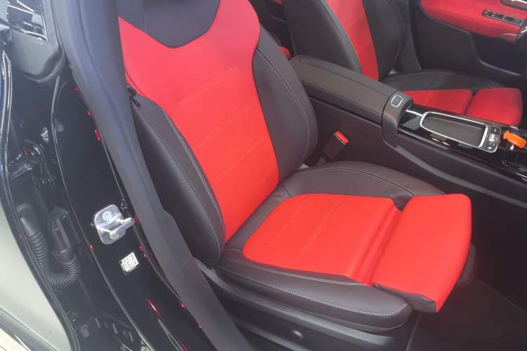 Used Mercedes-Benz CLA AMG 2026 AMG CLA 35 4MATIC Right Front Seat