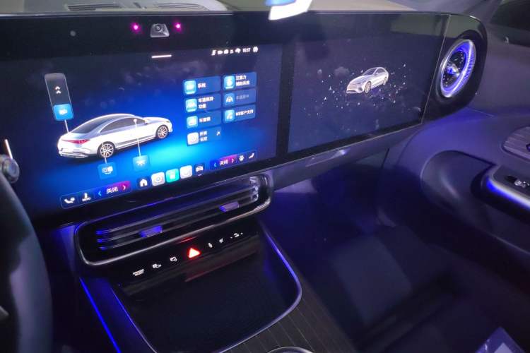 Used Mercedes-Benz CLA Electric 2025 300L Ultra-Long Range Smart Edition Audio And AC Panel