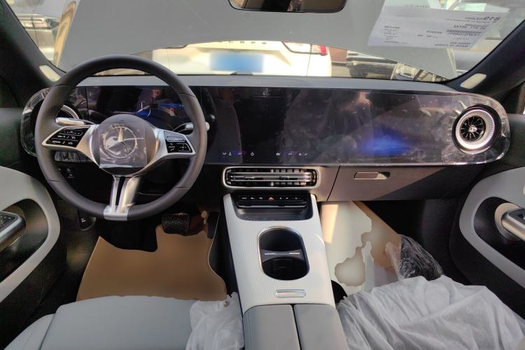 Used Mercedes-Benz CLA Electric 2025 300L Ultra-Long Range Champion Limited Edition Interior 2