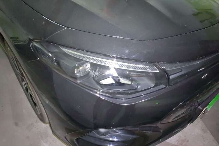 Used Mercedes-Benz CLA Electric 2025 300L Ultra-Long Range Smart Edition Right Front Headlight