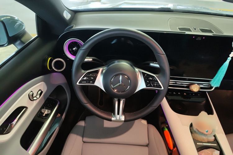 Used Mercedes-Benz CLA Electric 2025 300L Ultra-Long Range Smart Edition Steering Wheel