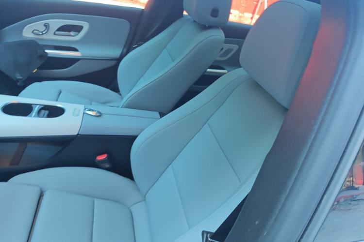 Used Mercedes-Benz CLA Electric 2025 300L Ultra-Long Range Smart Edition Left Front Seat