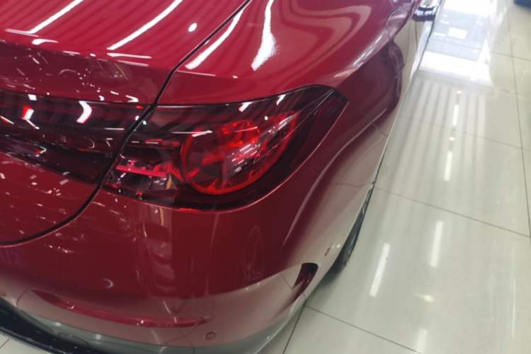 Used Mercedes-Benz CLA Electric 2025 300L Ultra-Long Range Smart Edition Right Rear Taillight