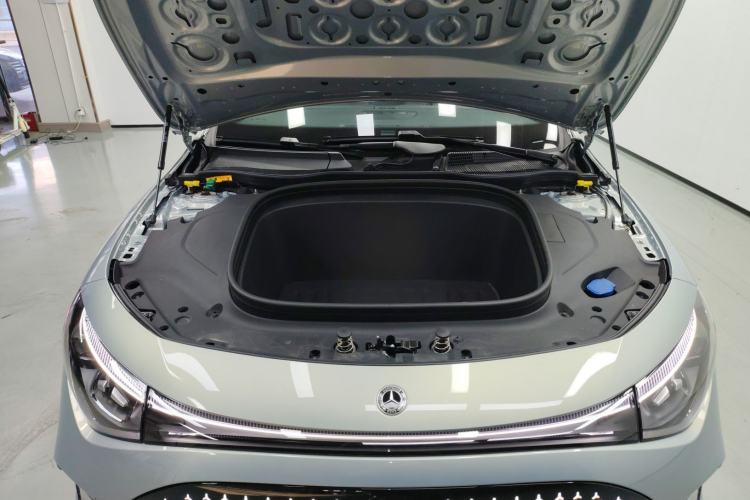Used Mercedes-Benz CLA Electric 2025 300L Ultra-Long Range Version Engine Bay