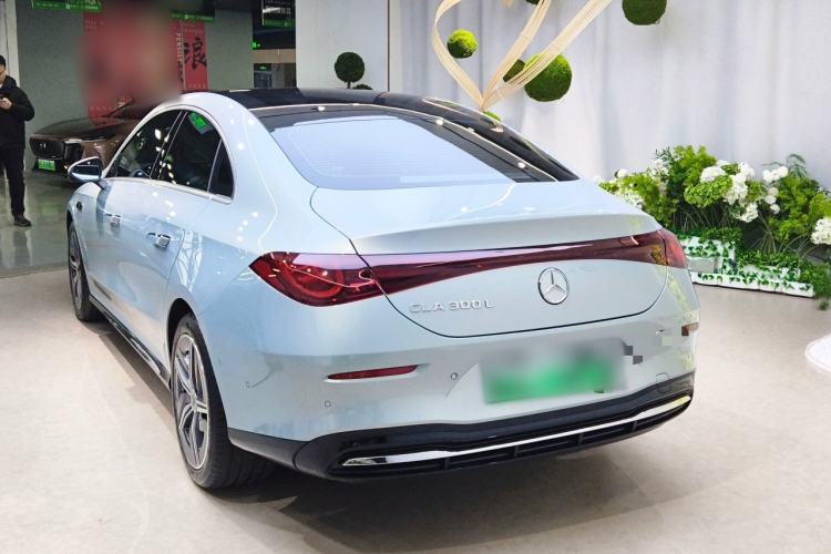 Used Mercedes-Benz CLA Electric 2025 300L Ultra-Long Range Version Exterior 2