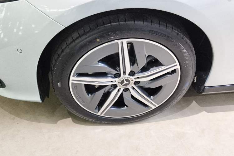 Used Mercedes-Benz CLA Electric 2025 300L Ultra-Long Range Version Exterior 4