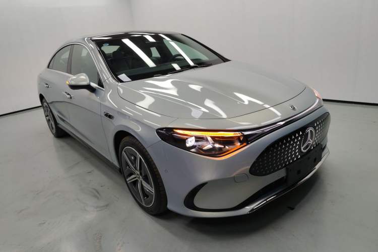 Used Mercedes-Benz CLA Electric 2025 300L Ultra-Long Range Version Front Right 45 Deg