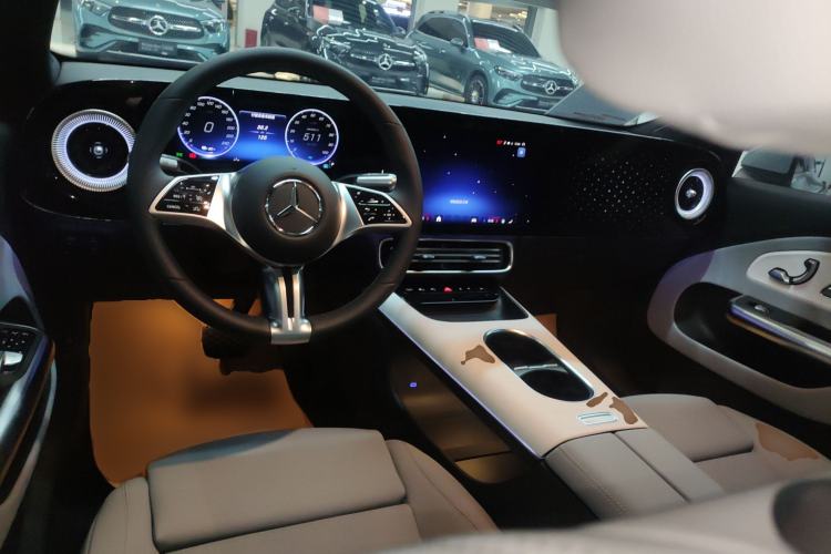 Used Mercedes-Benz CLA Electric 2025 300L Ultra-Long Range Version Interior 2