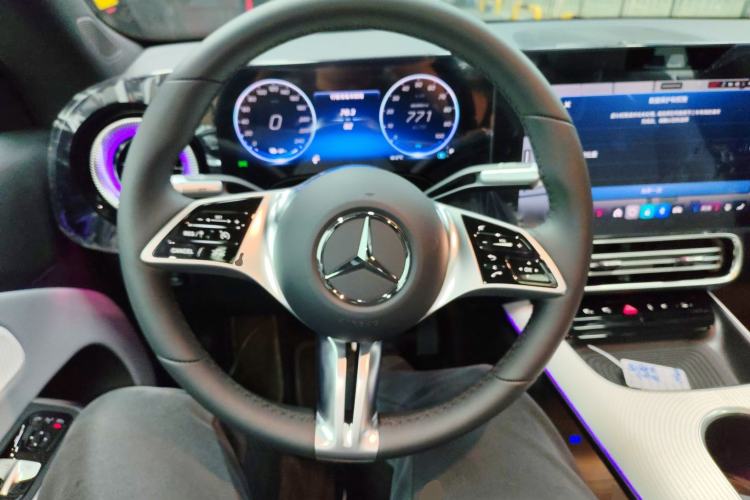 Used Mercedes-Benz CLA Electric 2025 300L Ultra-Long Range Version Steering Wheel