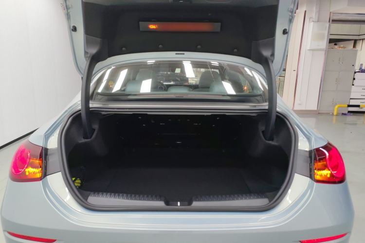 Used Mercedes-Benz CLA Electric 2025 300L Ultra-Long Range Version Trunk