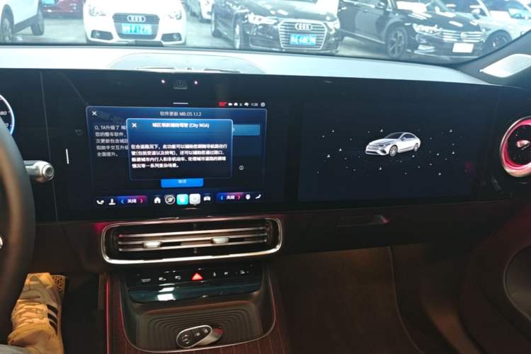 Used Mercedes-Benz CLA Electric 2025 300L Ultra-Long Range Smart Edition Audio And AC Panel