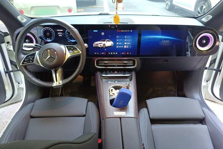 Used Mercedes-Benz CLA Electric 2025 300L Ultra-Long Range Smart Edition Center Console