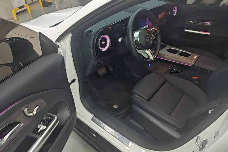 Used Mercedes-Benz CLA Electric 2025 300L Ultra-Long Range Smart Edition Driver Seat