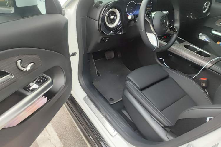 Used Mercedes-Benz CLA Electric 2025 300L Ultra-Long Range Smart Edition Driver Seat