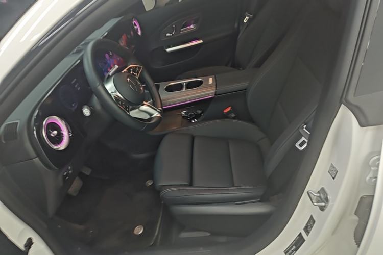 Used Mercedes-Benz CLA Electric 2025 300L Ultra-Long Range Smart Edition Left Front Seat