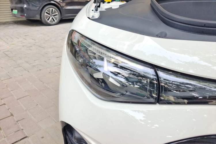 Used Mercedes-Benz CLA Electric 2025 300L Ultra-Long Range Smart Edition Right Front Headlight
