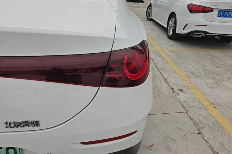Used Mercedes-Benz CLA Electric 2025 300L Ultra-Long Range Smart Edition Right Rear Taillight