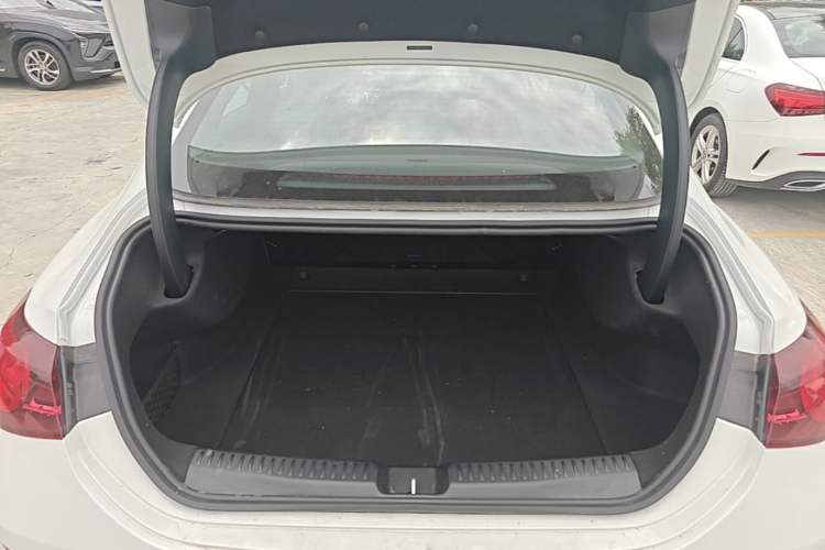 Used Mercedes-Benz CLA Electric 2025 300L Ultra-Long Range Smart Edition Trunk