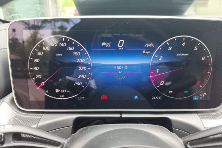 Used Mercedes-Benz CLE 2024 CLE 260 Coupe Odometer Close Up