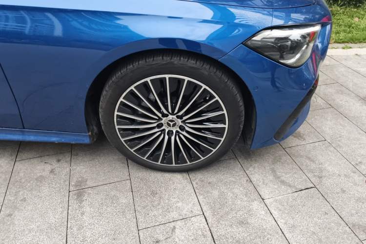 Used Mercedes-Benz CLE 2024 CLE 260 Coupe Right Front Wheel Hub