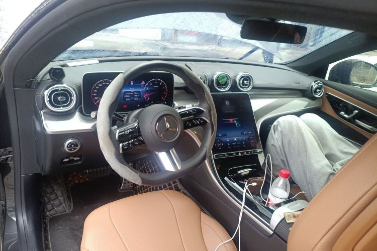 Used Mercedes-Benz CLE 2024 CLE 260 Coupe Center Console