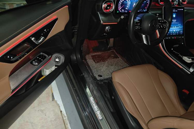 Used Mercedes-Benz CLE 2024 CLE 260 Coupe Driver Seat