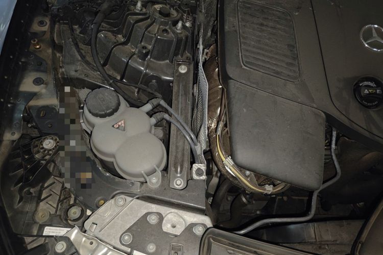 Used Mercedes-Benz CLE 2024 CLE 260 Coupe Engine Bay Right