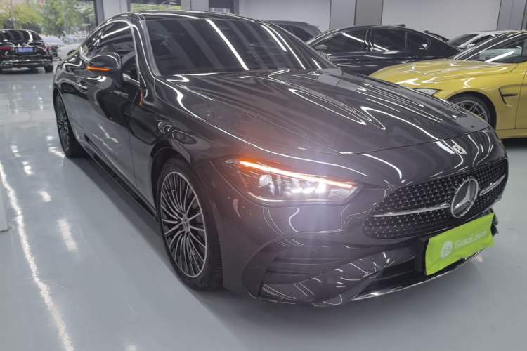 Used Mercedes-Benz CLE 2024 CLE 260 Coupe Front Right 45 Deg