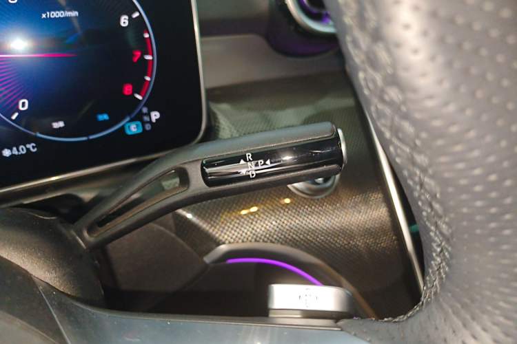 Used Mercedes-Benz CLE 2024 CLE 300 4MATIC Luxury Coupe Gear Lever