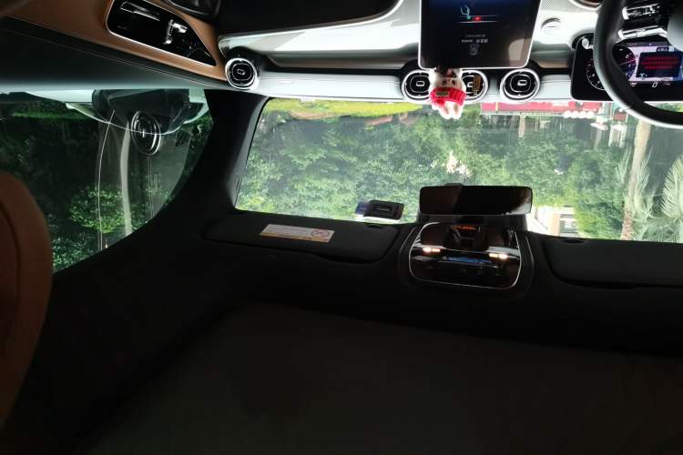 Used Mercedes-Benz CLE 2024 CLE 300 4MATIC Dynamic Coupe Headliner