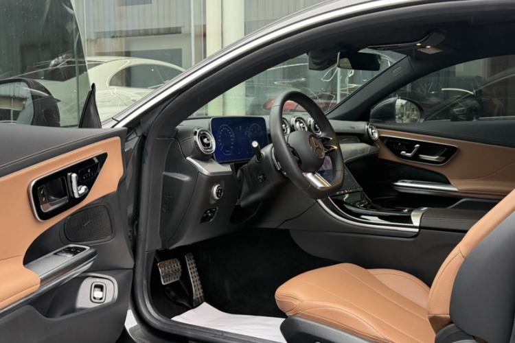 Used Mercedes-Benz CLE 2024 CLE 260 Coupe Interior 6