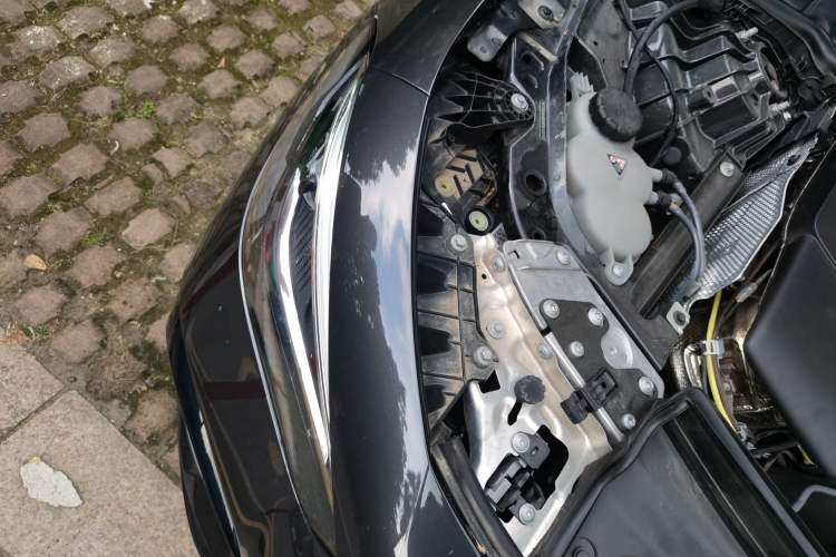 Used Mercedes-Benz CLE 2024 CLE 300 4MATIC Dynamic Coupe Right Front Headlight