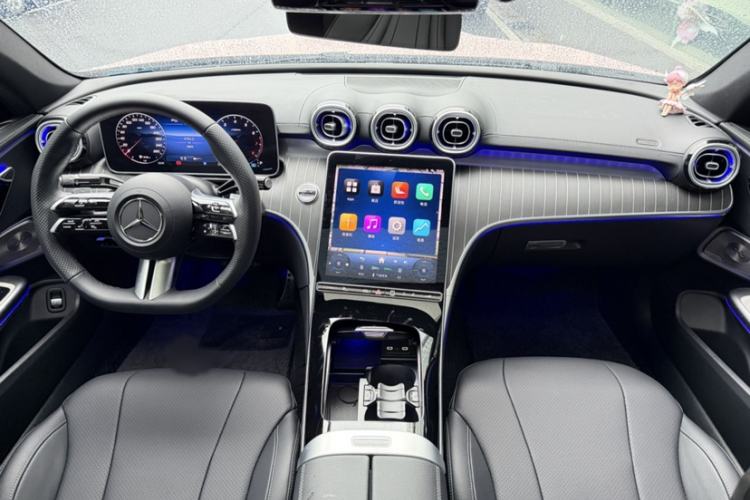 Used Mercedes-Benz CLE 2024 CLE 300 4MATIC Luxury Coupe Interior 4