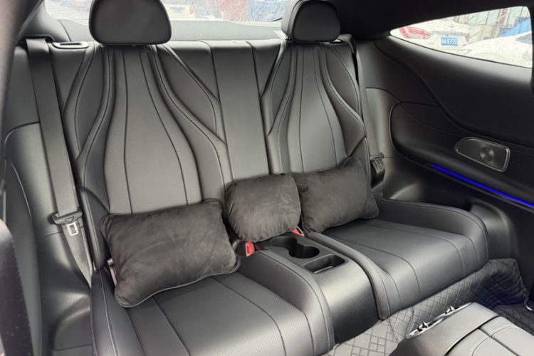 Used Mercedes-Benz CLE 2024 CLE 300 4MATIC Luxury Coupe Interior 5