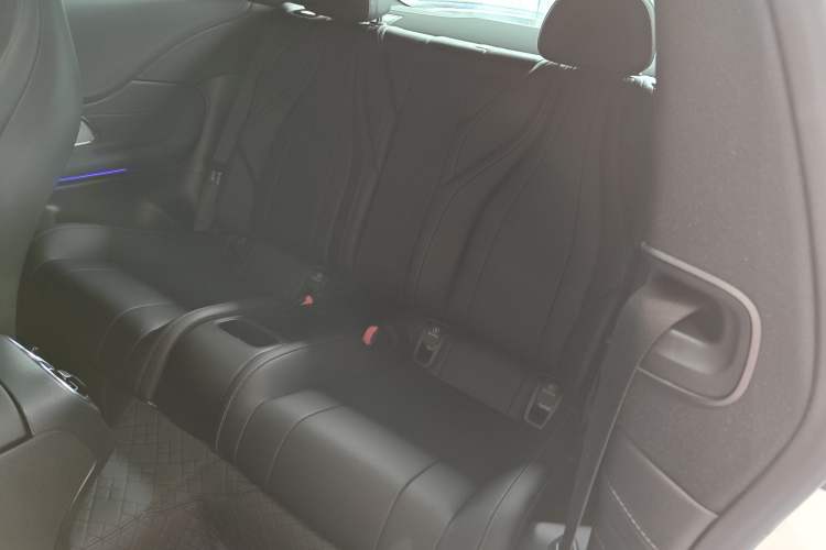 Used Mercedes-Benz CLE 2024 CLE 300 4MATIC Dynamic Coupe Left Rear Seat