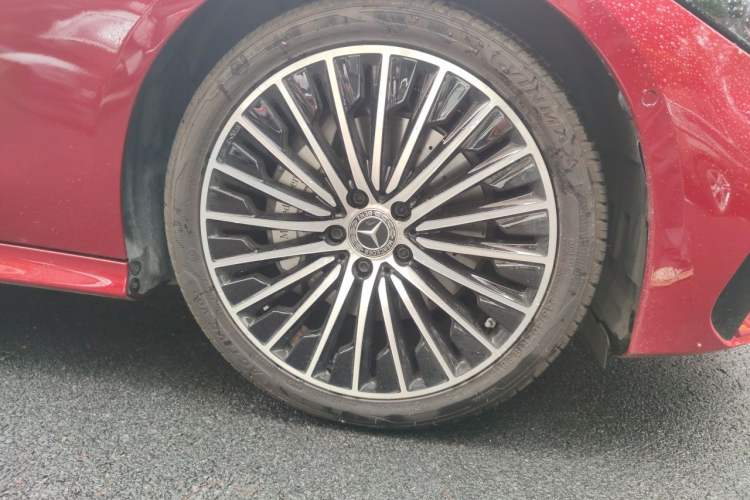 Used Mercedes-Benz CLE 2024 CLE 260 Coupe Right Front Wheel Hub