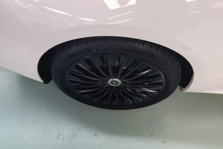 Used Mercedes-Benz CLE 2024 CLE 260 Coupe Right Rear Wheel Hub