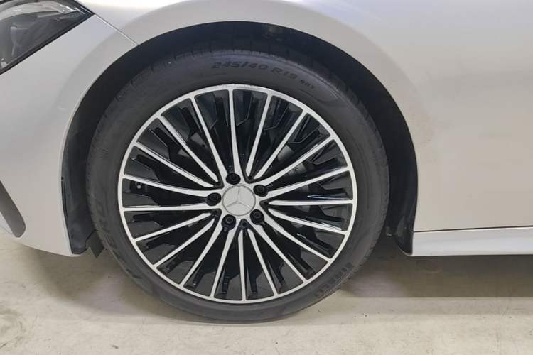 Used Mercedes-Benz CLE 2024 CLE 260 Coupe Left Front Wheel Hub